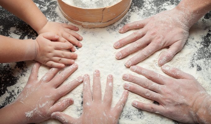 3 idées de recettes simples et rapides, à faire seul(e) ou en famille !